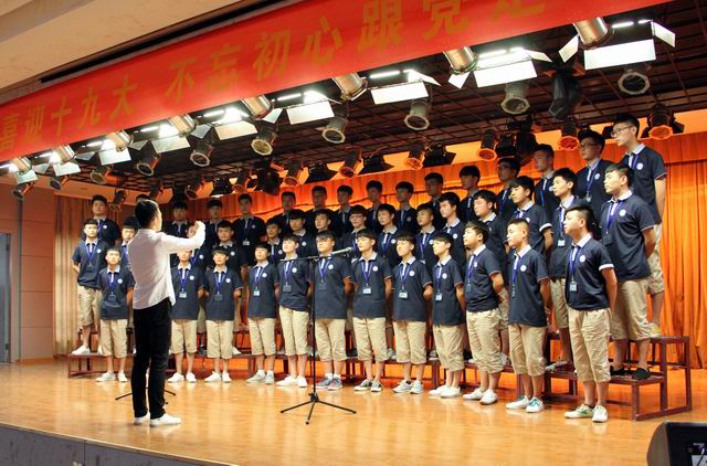 調(diào)整大小 3、一等獎(jiǎng)：15建筑工程施工1班代表隊(duì).jpg