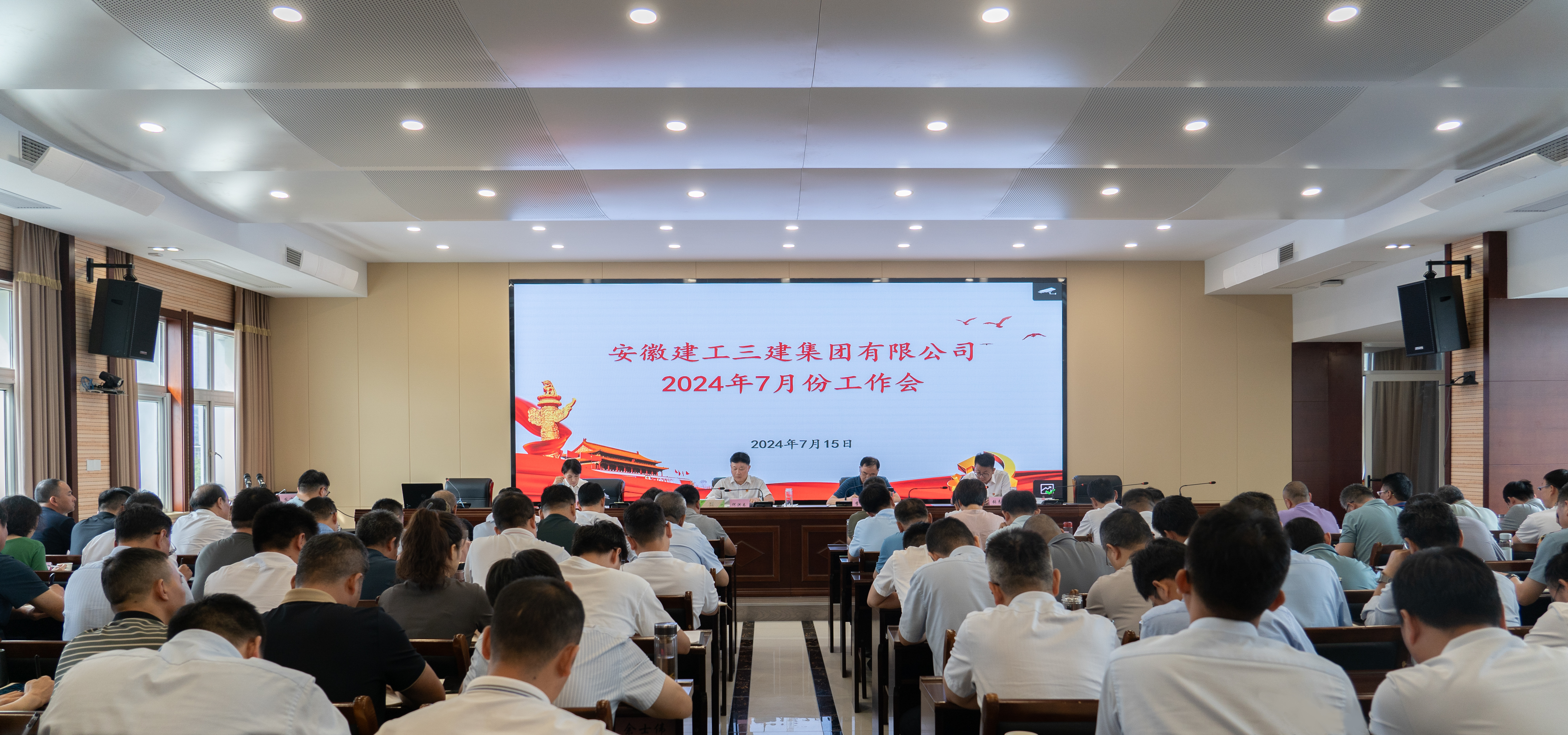 NIC02009 (1).jpg NIC02009 (1).jpg