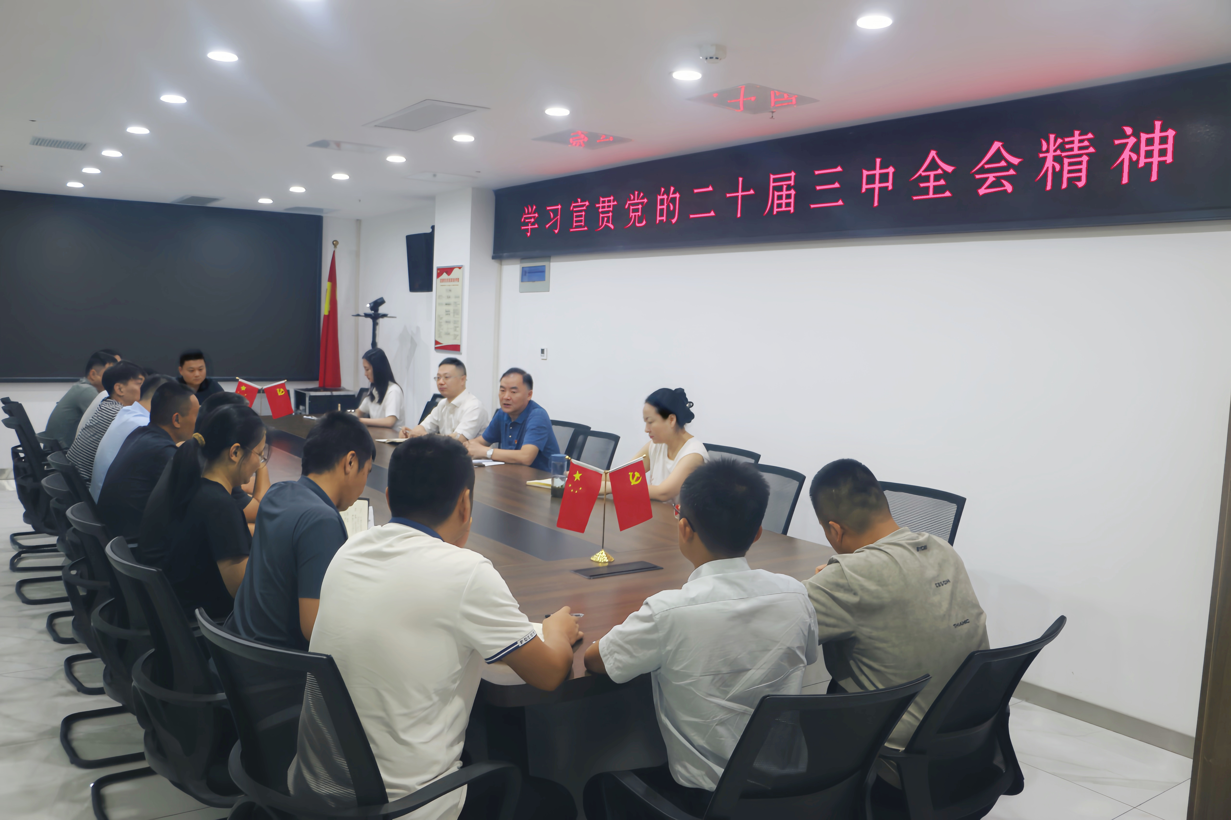 b7481a2b6bc2fdfaaa4f4d9230bccfe4.jpeg b7481a2b6bc2fdfaaa4f4d9230bccfe4.jpeg